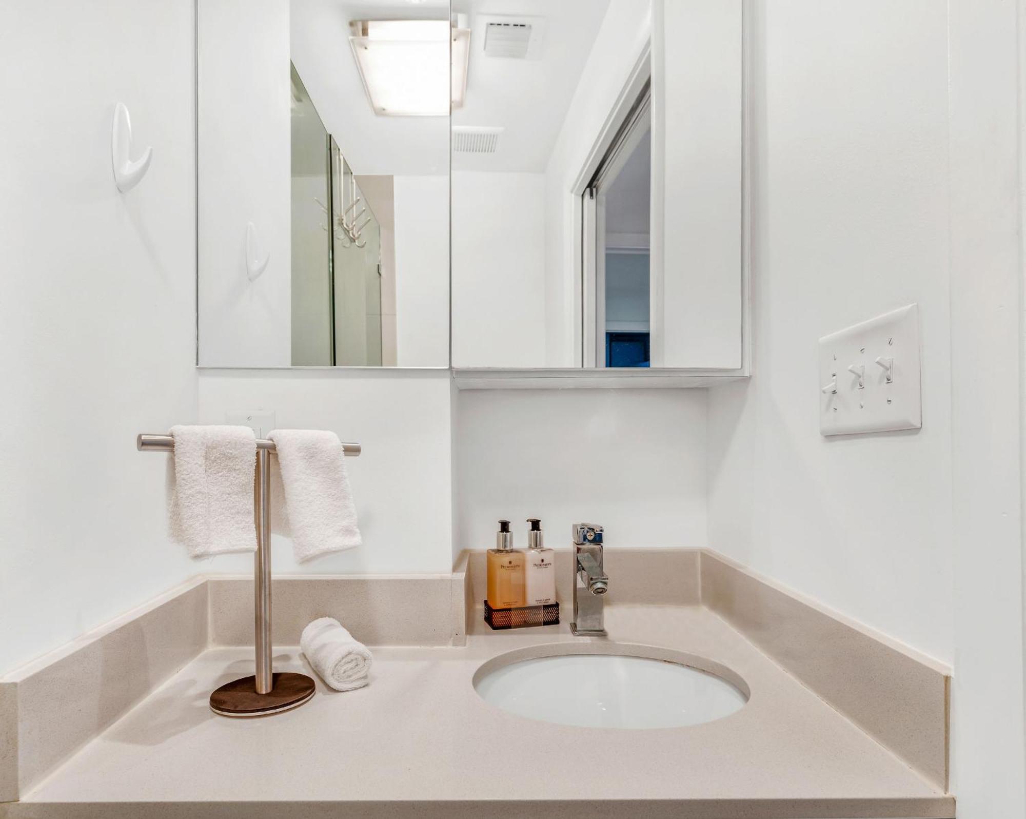 Appartamento Modern 2-bd In The Heart Of Midtown