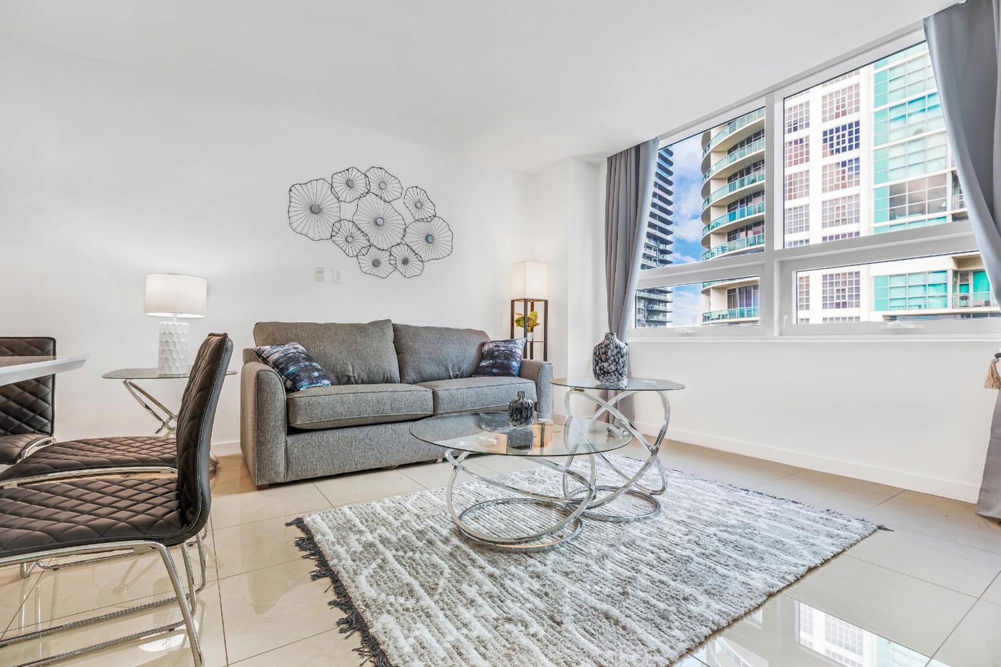 Appartamento Modern 2-bd In The Heart Of Midtown Miami