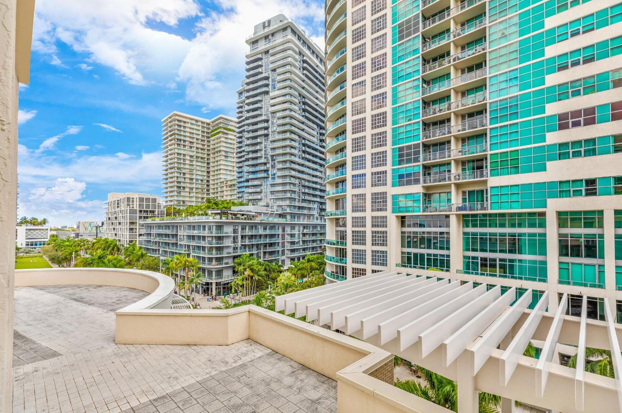 Modern 2-bd In The Heart Of Midtown Appartamento *